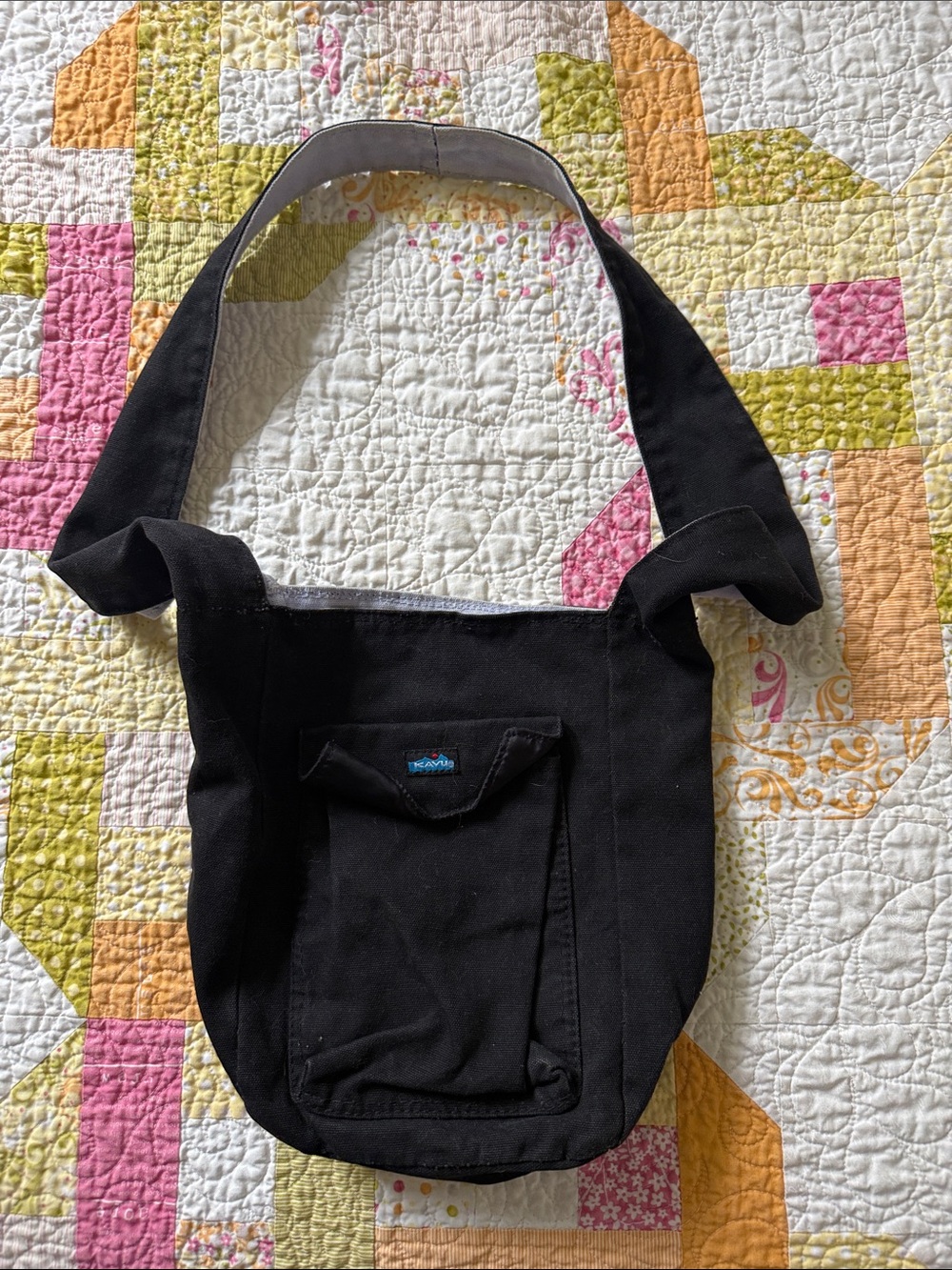 Kavu Black Canvas Messenger Bag with Front Pocket